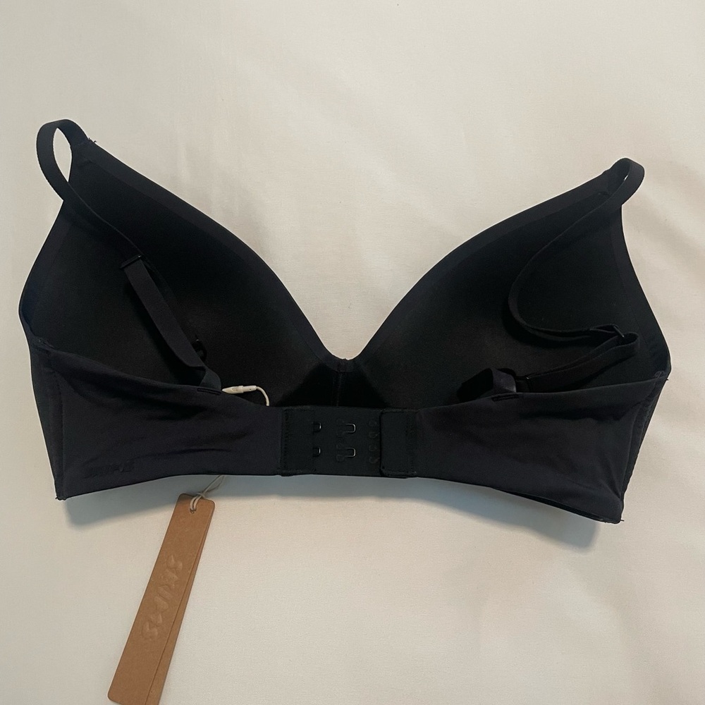 Skims Wireless Form T-shirt Demi Bra - Picture 3 of 4